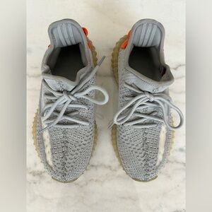 YEEZY Adidas Light Gray Sneakers